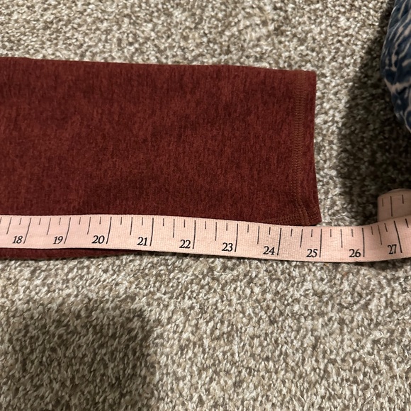 NWOT Vuori clean elevation legging Brick Red Heather - Picture 6 of 6